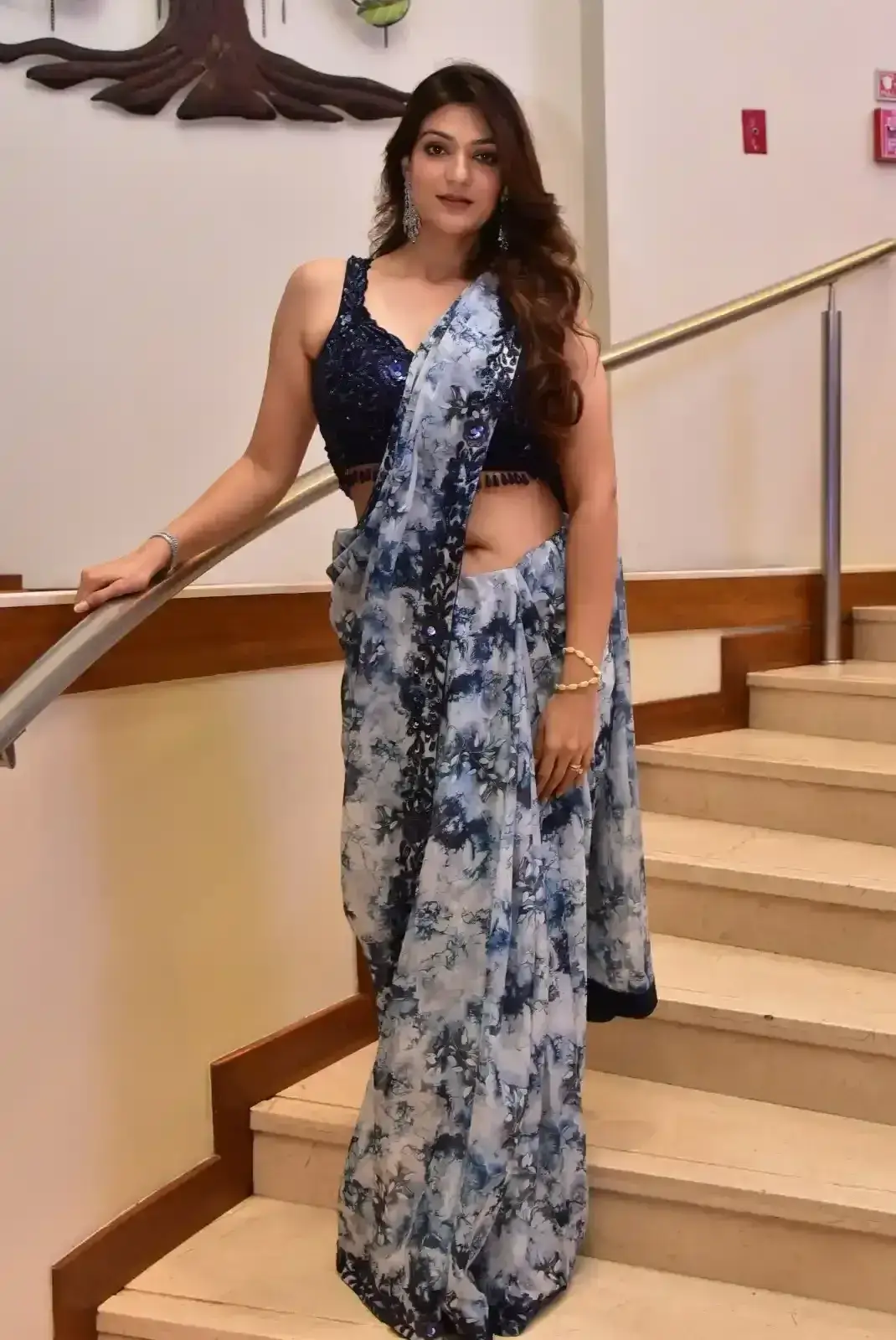 Indian Actress Aditi Gautam Images in Blue Colour Saree